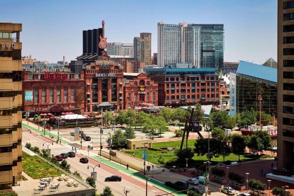 Renaissance by Marriott Baltimore Harborplace Hotel image 14